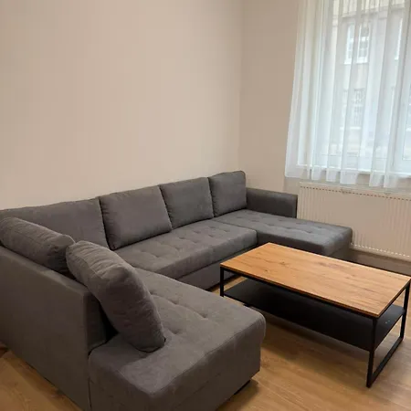 The Blue Church Family Old Town Self Check-in 6 Guest 公寓