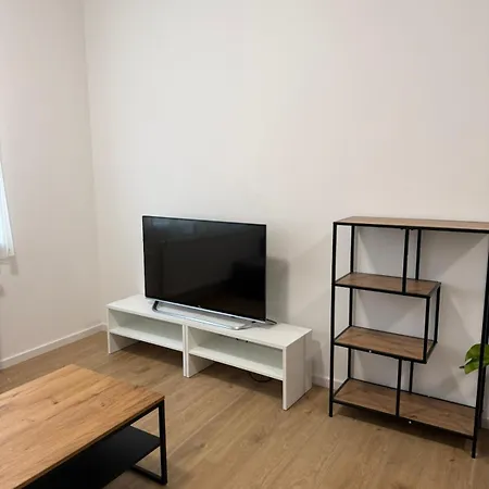 The Blue Church Family Old Town Self Check-in 6 Guest Апартаменты *